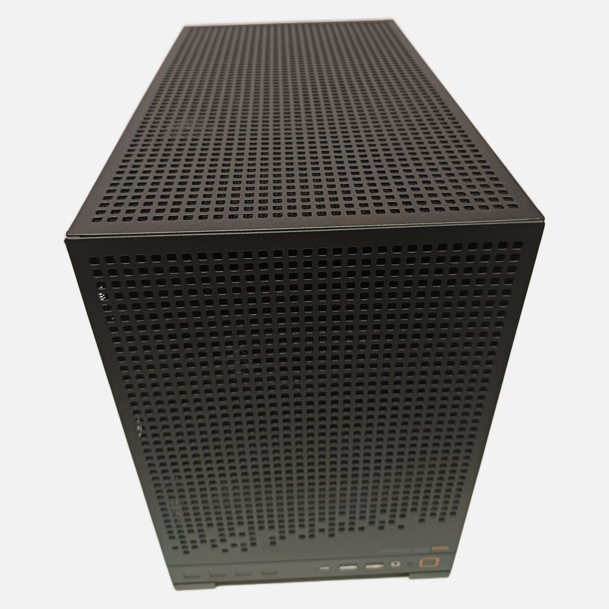PC Gaming Compact Premium – Silencieux & Optimisé – RTX 5060 / Ryzen 7 5800X – 1440p Ultra – Image 7