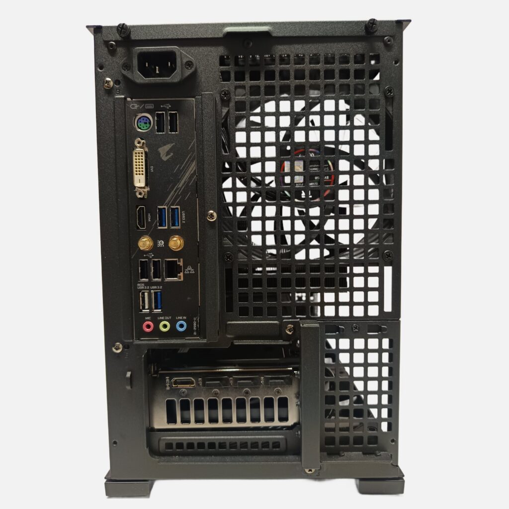 PC Gaming Compact Premium – Silencieux & Optimisé – RTX 5060 / Ryzen 7 5800X – 1440p Ultra
