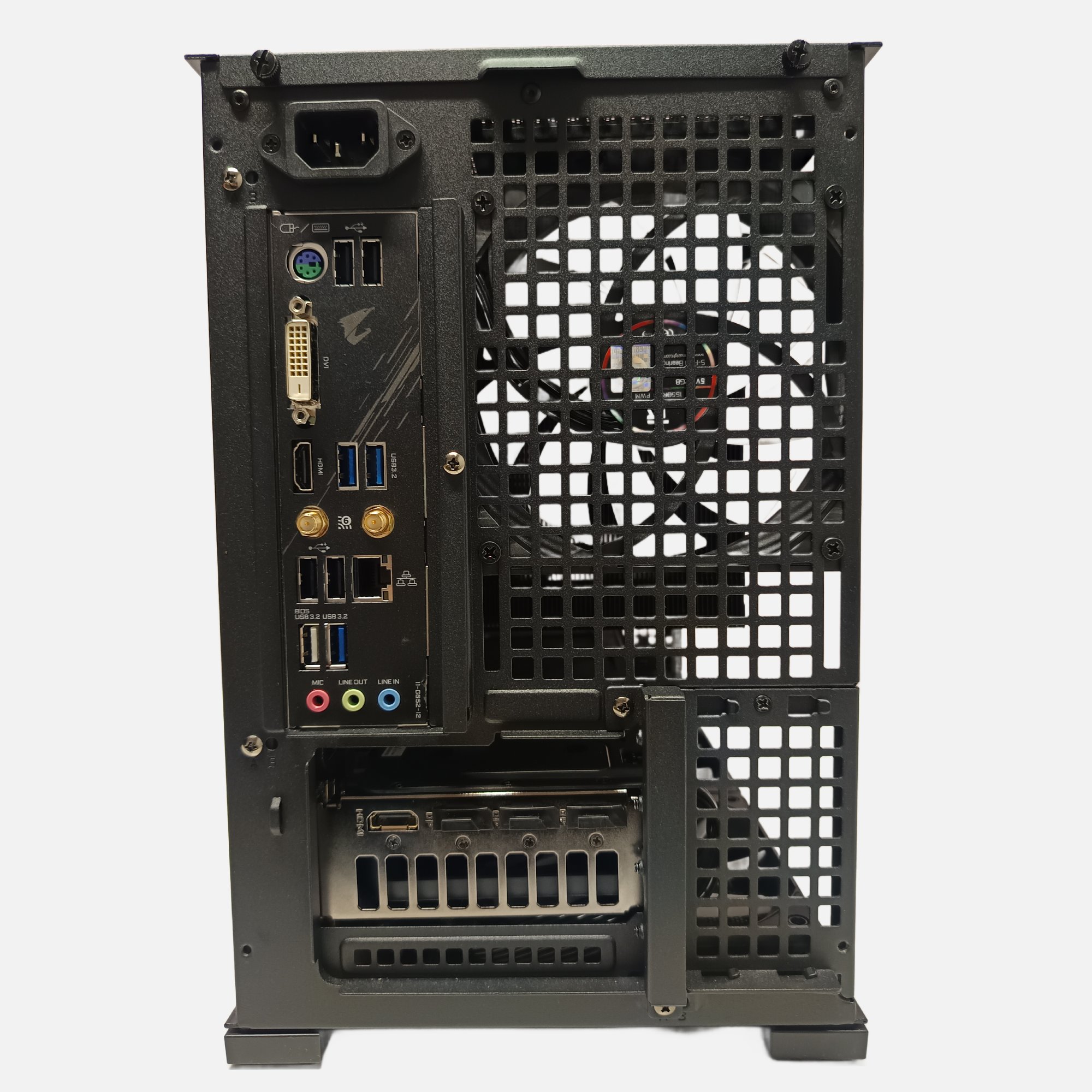 PC Gaming Compact Premium – Silencieux & Optimisé – RTX 5060 / Ryzen 7 5800X – 1440p Ultra – Image 9