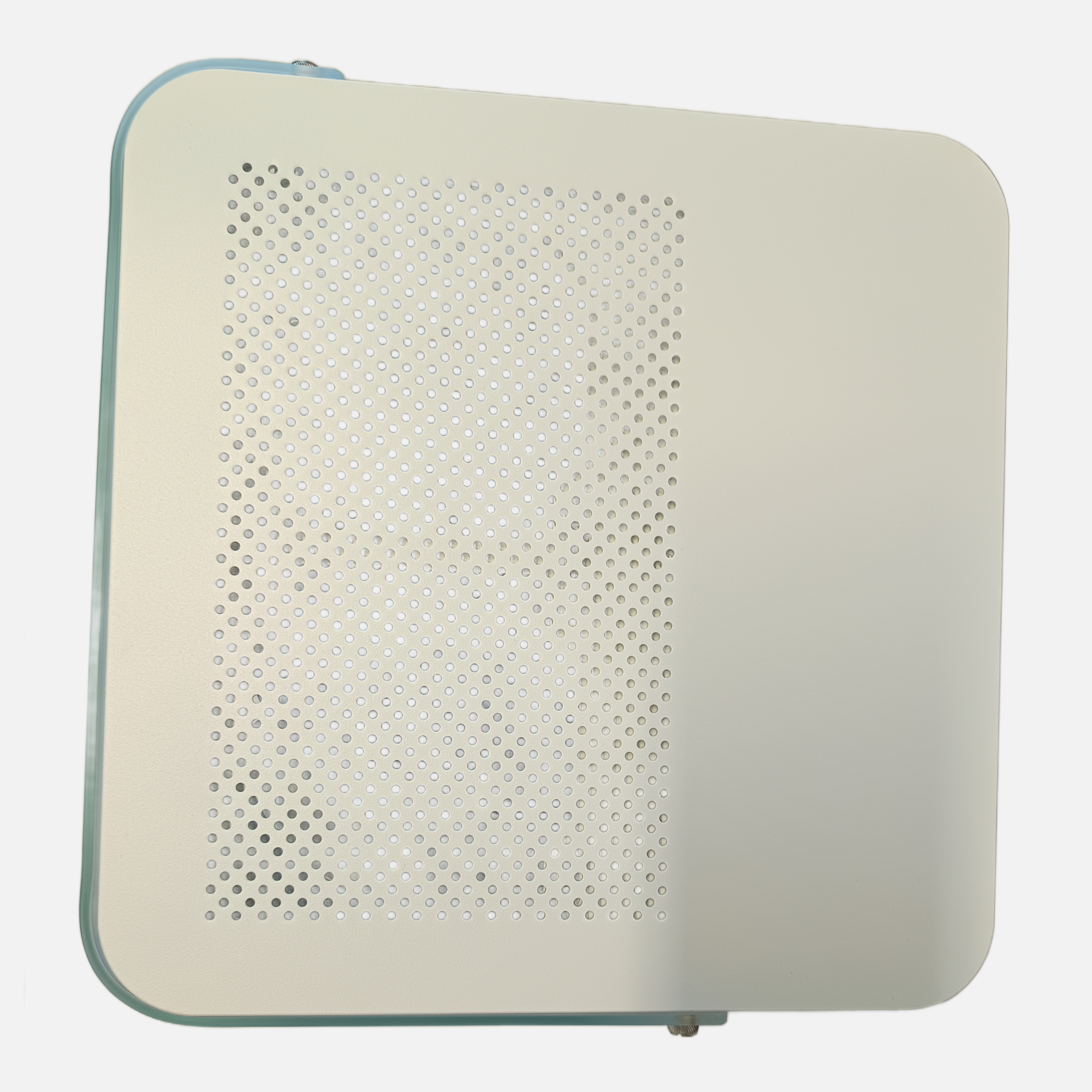 PC Gaming Compact Design Aquarium – Silencieux & Premium – RTX 4060 / Ryzen 5 5600X – Image 11